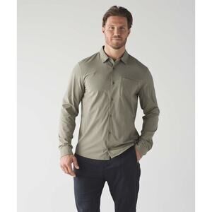Lululemon Shirt Mens XXL 2XL Olive Off The Chain Uniform Fatigue Office Commute